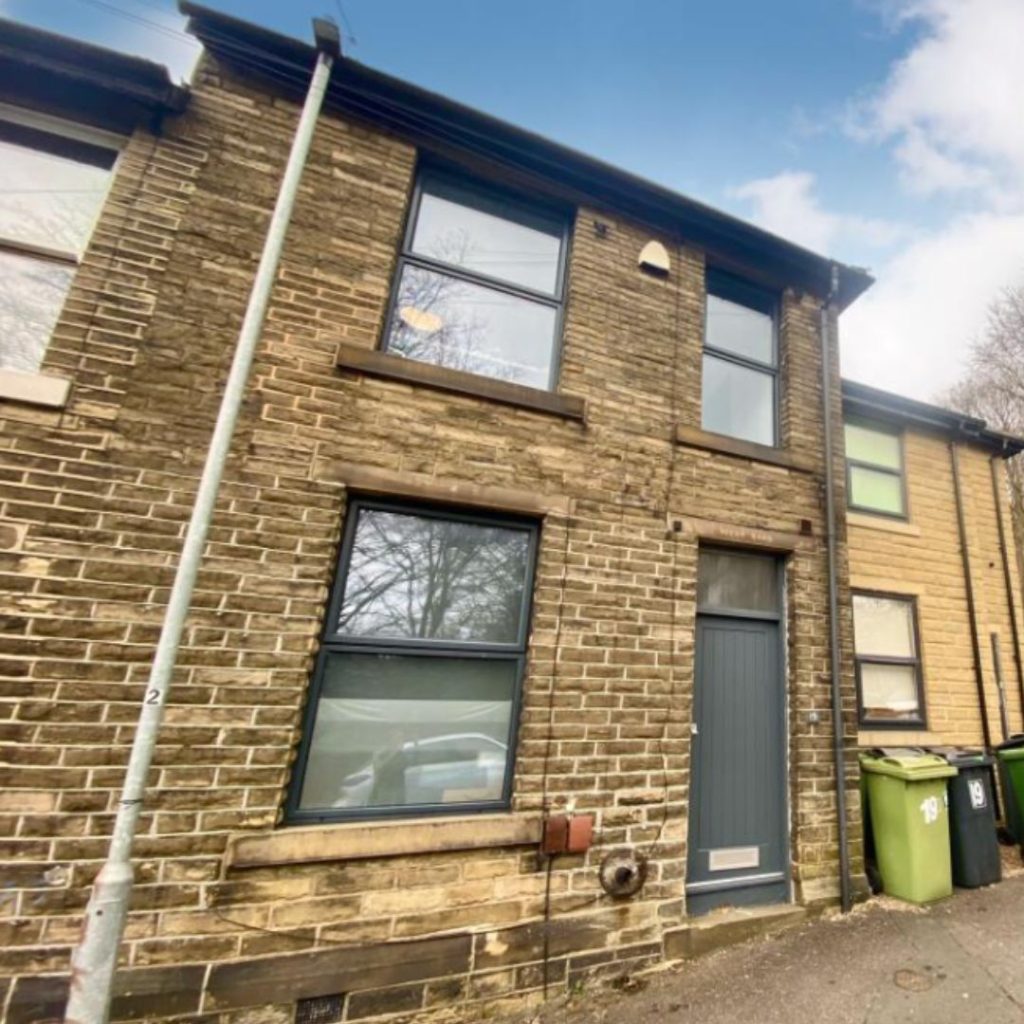 Huddersfield student HMO for sale